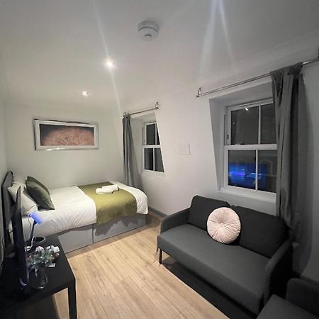 לונדון 3 Bedroom Flat In King'S Cross, St Pancras'S. 8 People מראה חיצוני תמונה