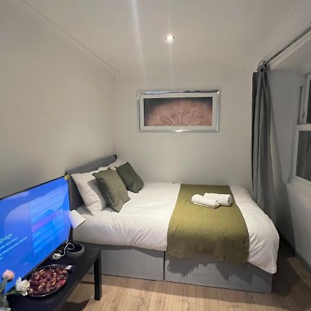 לונדון 3 Bedroom Flat In King'S Cross, St Pancras'S. 8 People מראה חיצוני תמונה