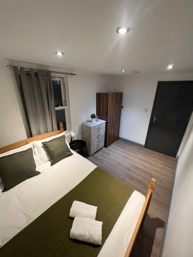 לונדון 3 Bedroom Flat In King'S Cross, St Pancras'S. 8 People מראה חיצוני תמונה
