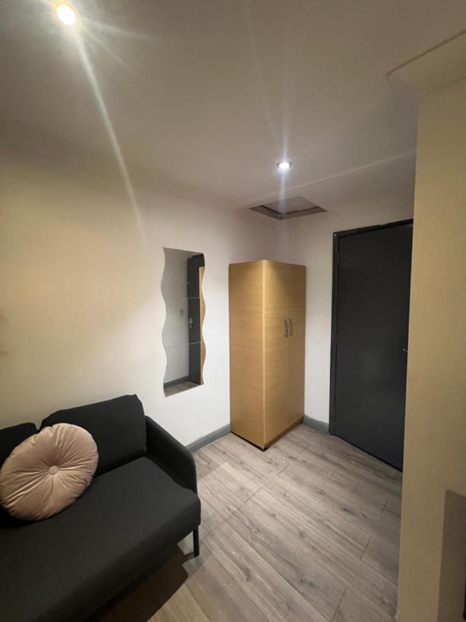 לונדון 3 Bedroom Flat In King'S Cross, St Pancras'S. 8 People מראה חיצוני תמונה