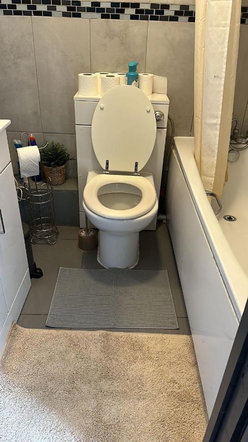 לונדון 3 Bedroom Flat In King'S Cross, St Pancras'S. 8 People מראה חיצוני תמונה